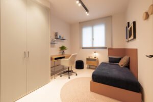 Habitació del pis pilot Hudson a Sant Pere de Ribes